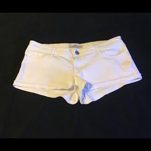 Hollister Jean Shorts - White - Size 9/29